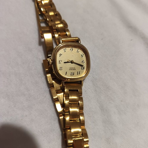 Seiko women's gold wristwatch new