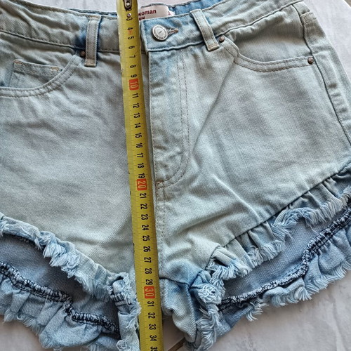 Pink Woman denim shorts XS like new, gray and turquoise