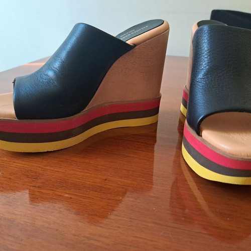 Paloma Barceló black leather platform sandals new, size 38.5
