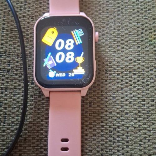Kids watch with games like new, no internet connection