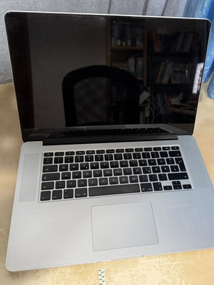 MacBook Pro 15 ιντσών μοντέλο A1398 EMC 2881 για ανταλλακτικά