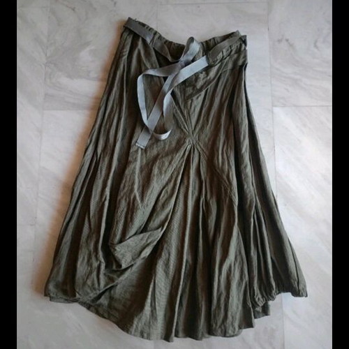 Attrattivo asymmetrical skirt like new, green, size S