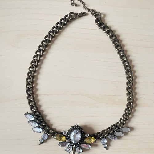 Vintage necklace used