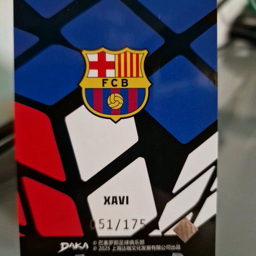 Xavi purple refractor daka top audience 2025-26 power move Barcelona like new