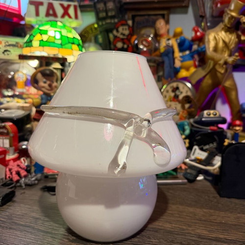 Murano mushroom lamp used in good condition