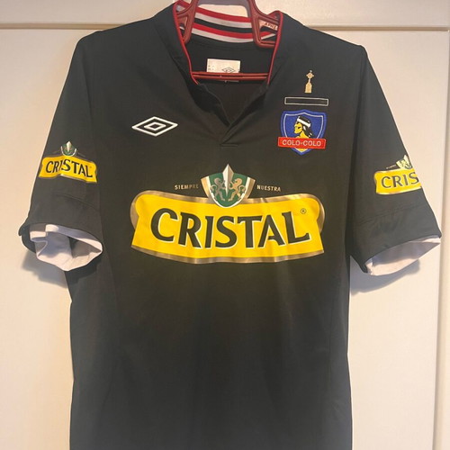 Colo Colo Chile jersey medium authentic Umbro like new