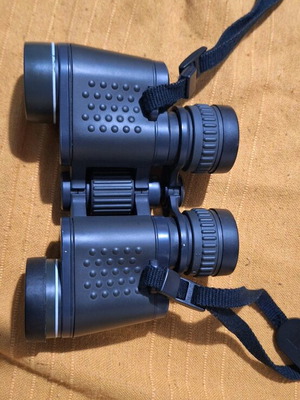 Eschenbach Derby 8x32 binoculars like new, wide field