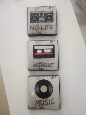 Graham Brown retro art prints set used with small tear