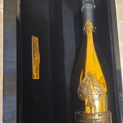 Brut Champagne ARMAND DE BRIGNAC Gold Limited Edition custom made