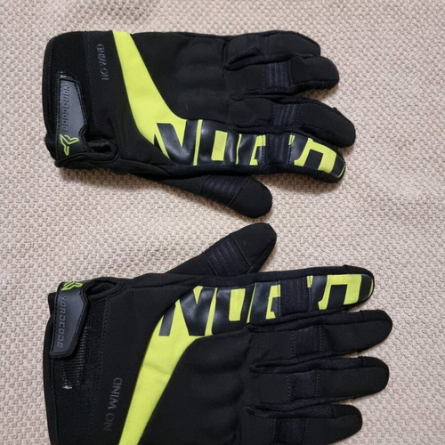 Motorcycle gloves like new