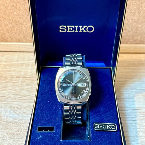 Seiko 5 6119-7083 vintage like new, gray