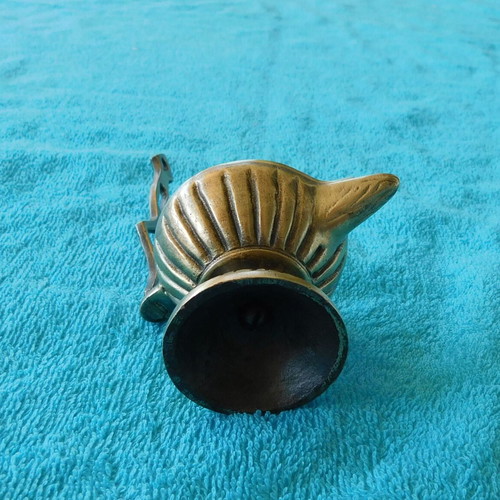 Wall lantern made of solid bronze, traditional style