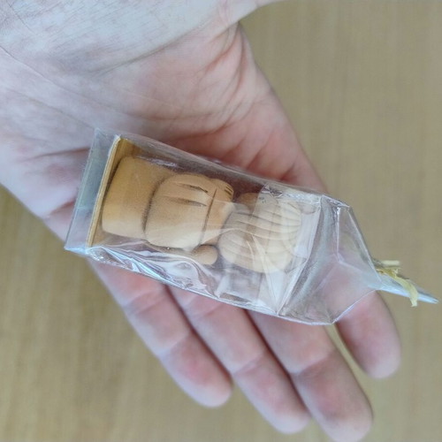 Small ceramic decoration