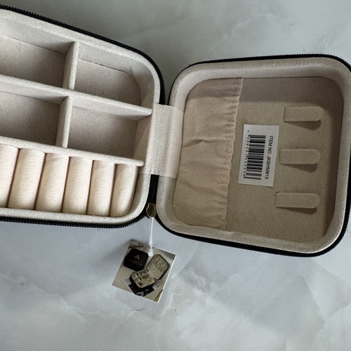 Jewelry box mini for travel, black, new