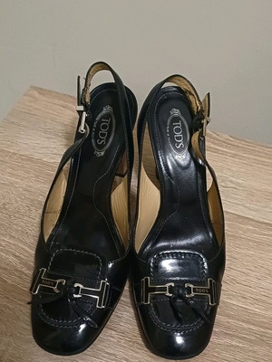 Tod's pumps like new, size 38