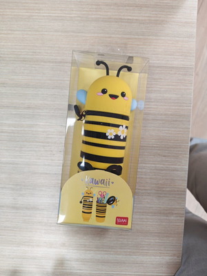 Κασετίνα σιλικόνης Legami Bee καινούργιο