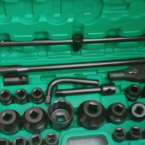 Socket wrench set 26 pieces air 3/4 and 1 inch new