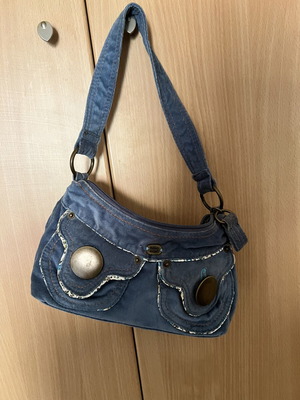 Vintage blue velvet shoulder bag Fullah Sugah