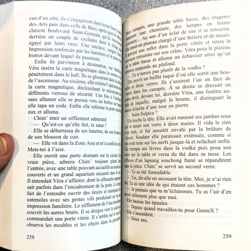 L’Année du Rat by Régis Descott used, thriller Le Livre de Poche edition