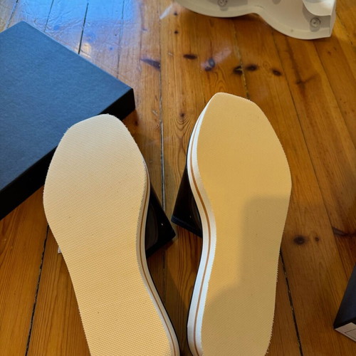 Pargiana platforms new, size 40, turtle pattern