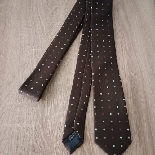 Men's tie brown with dots 100% silk like new
