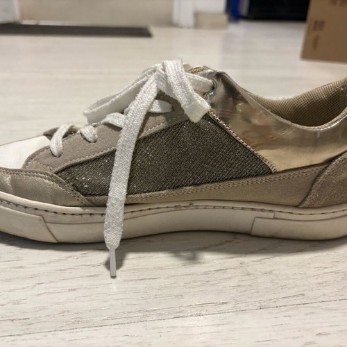 Rococo women's sneaker in good condition, size 39, white and gold