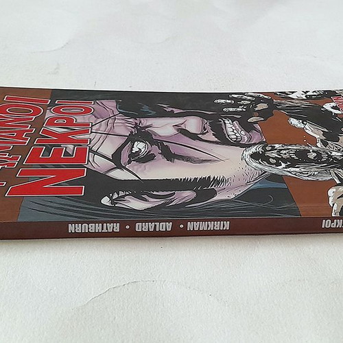 The Walking Dead Volume 8 used, Made to Suffer