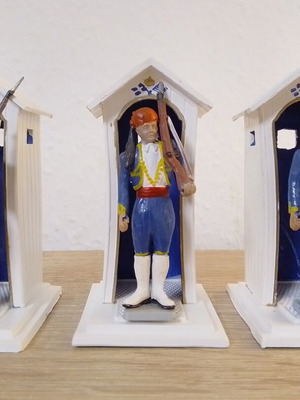 Athina Cretan Figures in Sentries with Crown 1960, like new
