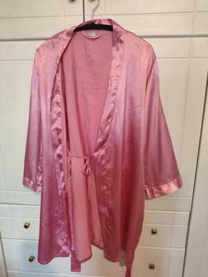 Pink satin texture robe used, size small/medium