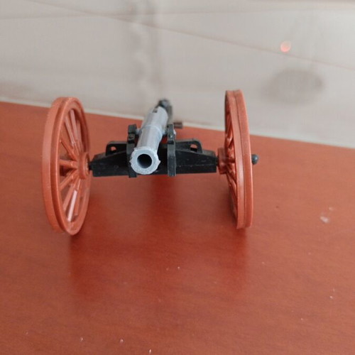 Cannon used, dimensions 15 x 10 x 7 cm
