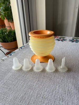 Vintage Tupperware Pastry Container 450 ml like new