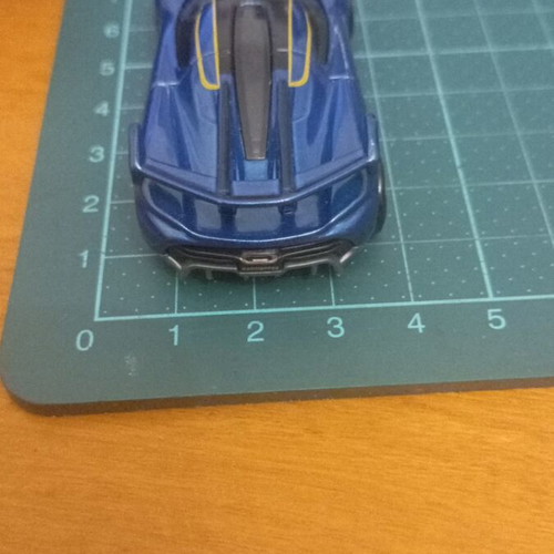 Hot Wheels Koenigsegg Jesko 2020 model like new