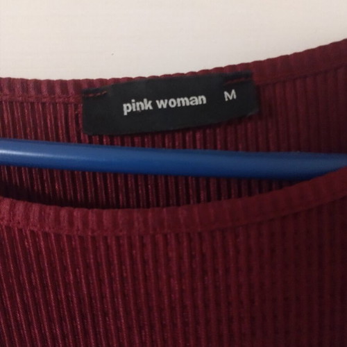Pink Woman long-sleeve burgundy dress like new, size medium