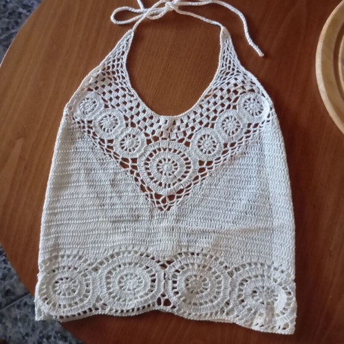 Teyli knitted top like new, white