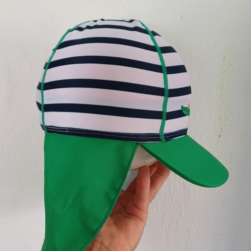 Energiers beach hat for 6-8 years, like new