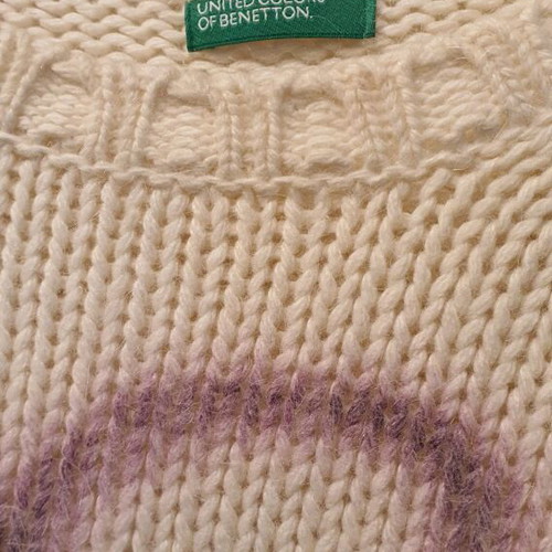 Wool sweater Benetton used, size Small, ecru color