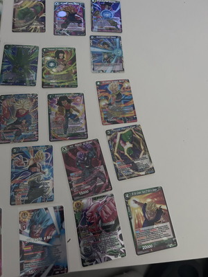 Dragon Ball foil trading cards, set of 30