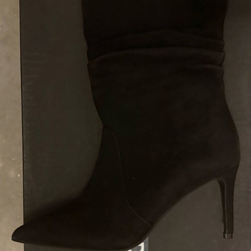 Suede boots new, size 38-38.5, black leather