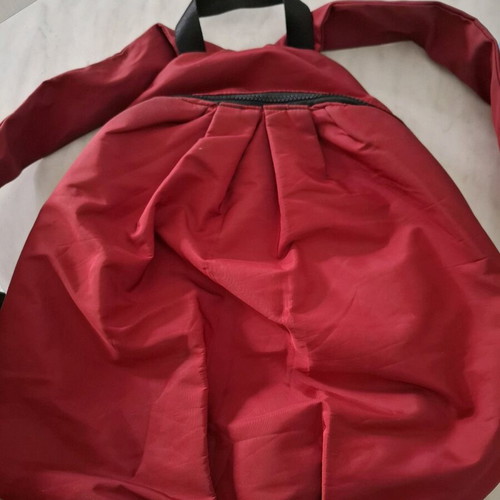 Sisley backpack used, burgundy color