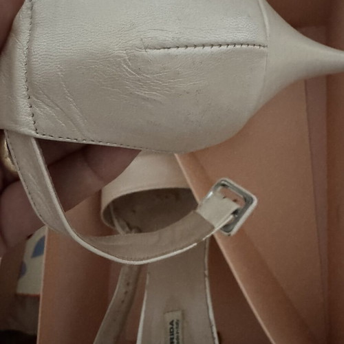 Fratelli Karida Off White sandals size 40 like new