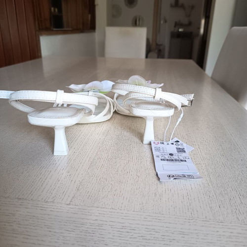 Bershka white sandals size 38, heel height 5.5 cm