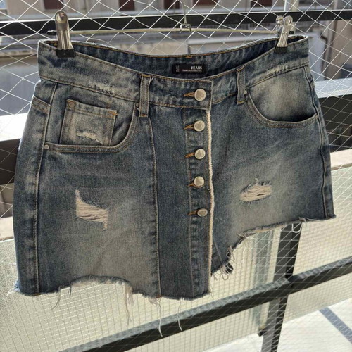 Zuiki shorts skirt size M like new, blue
