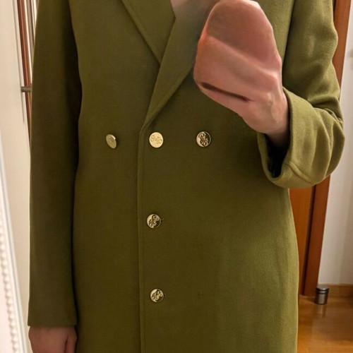 Wool Italian classical straight coat size M 38-40 like new, green