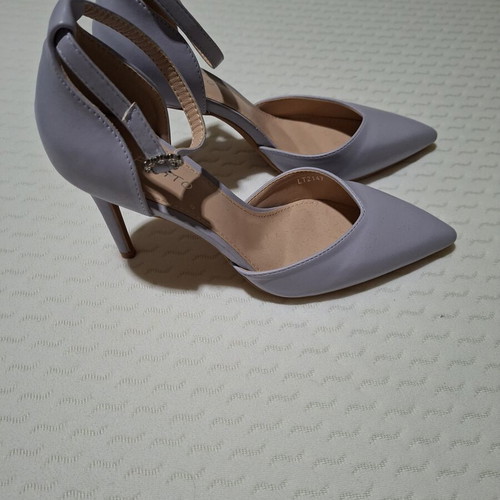 Pumps size 38 new, purple