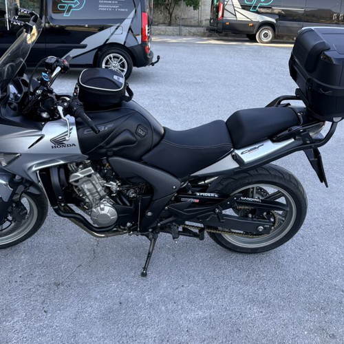 Honda CBF600S 2008 used, 40,500 km, GIVI accessories, LED lights