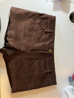 Zara brown suede shorts new, size S 36 8