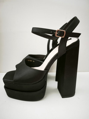 Satin platform sandals size 40 black Mia new