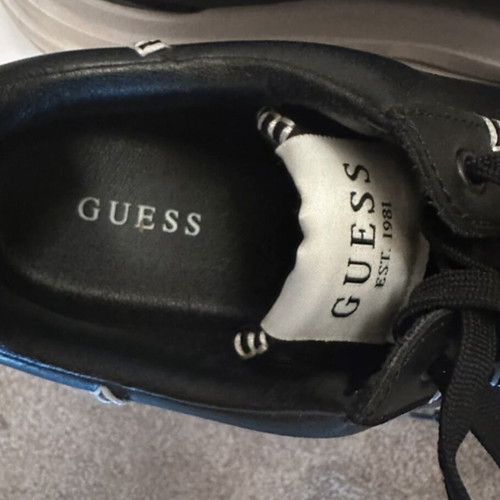 Guess sneakers size 43 black like new
