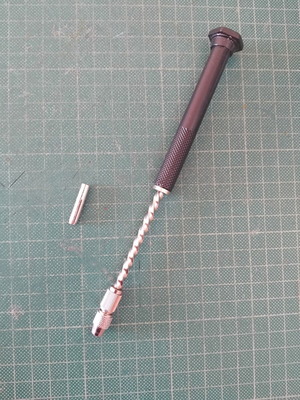 Mini Hand Drill with Spring and 2 Chucks new