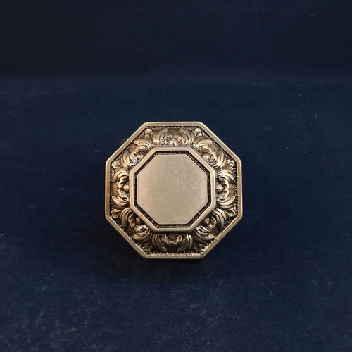 Vintage brass door knob like new, solid
